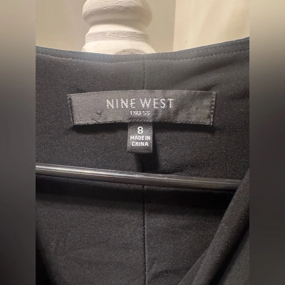 Nine West Black Knot Front Sleeveless Midi Dress Size 8 - Picture 3 of 6